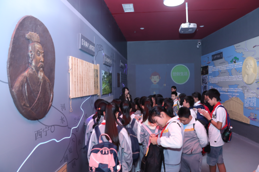团结湖1.png